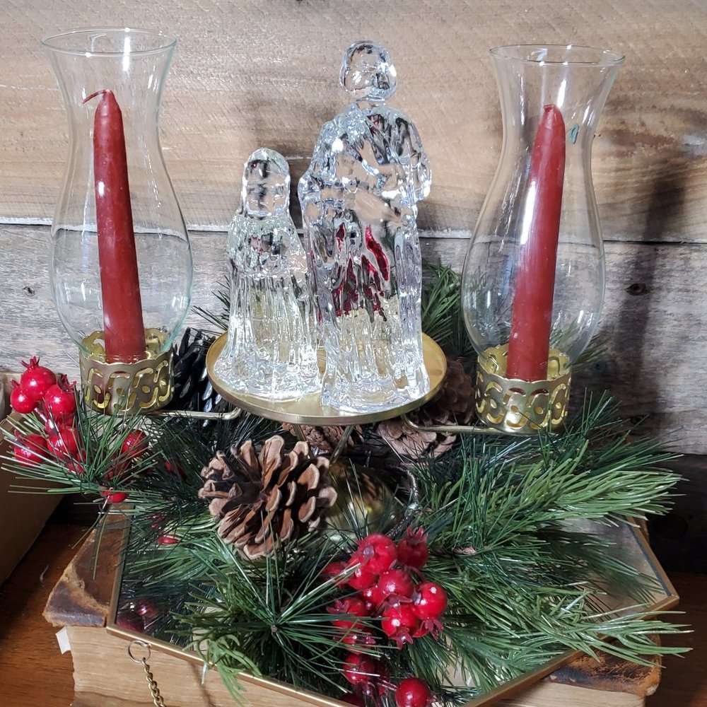 House of Lloyd Christmas Around the World Floral, Brass Crystal Nativity Center